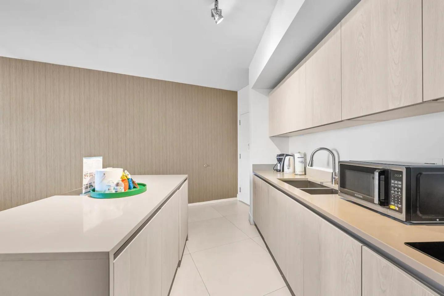 Upscale Comfort And Breathtaking Views At H Hollywood Residences By Zelloo Beverley Beach ภายนอก รูปภาพ