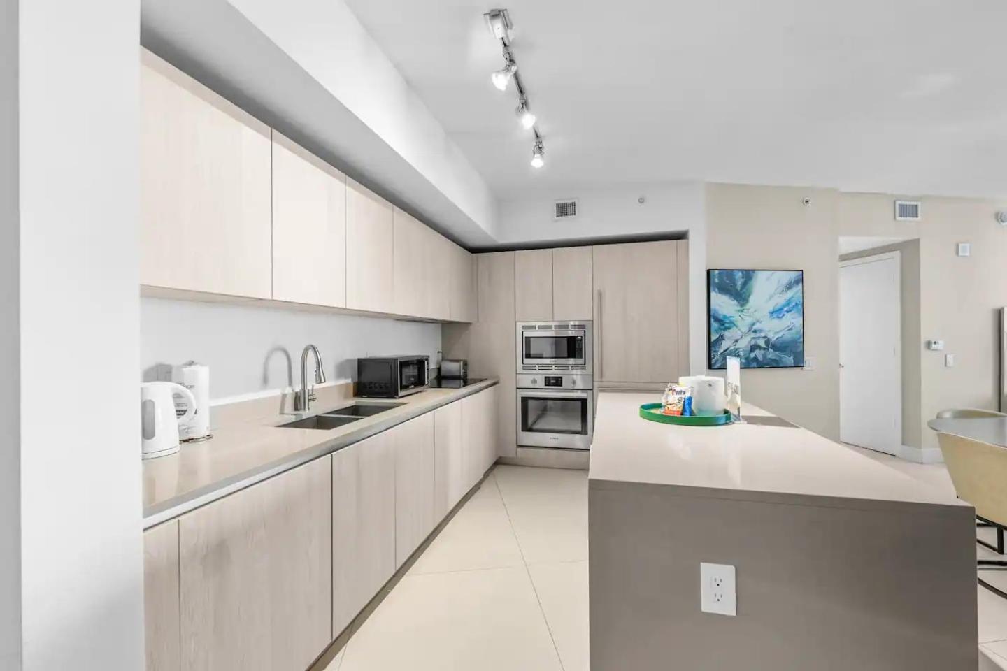 Upscale Comfort And Breathtaking Views At H Hollywood Residences By Zelloo Beverley Beach ภายนอก รูปภาพ