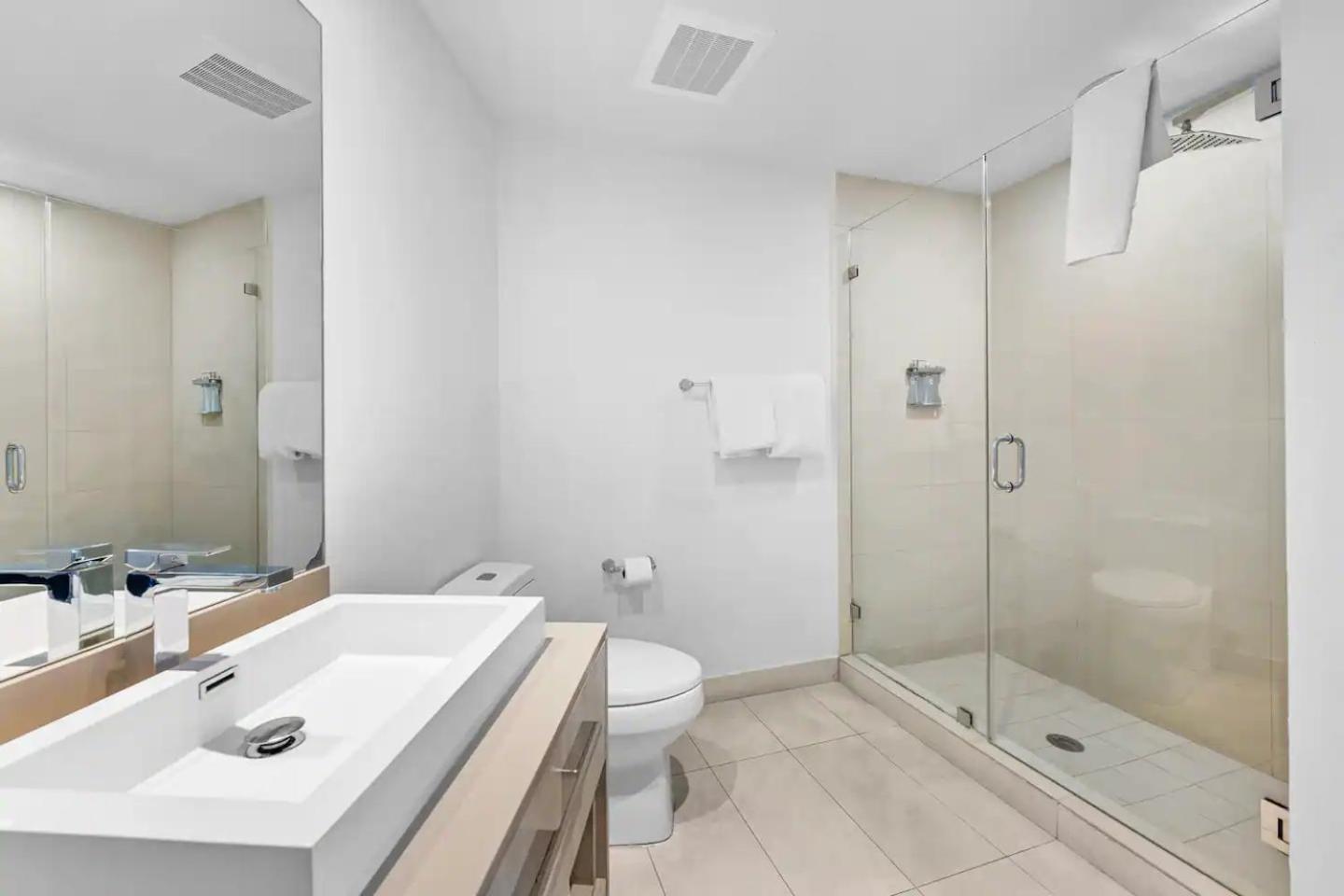 Upscale Comfort And Breathtaking Views At H Hollywood Residences By Zelloo Beverley Beach ภายนอก รูปภาพ
